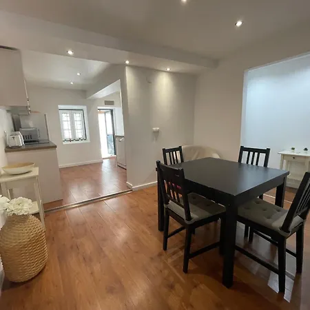 With Terrace בית נופש *