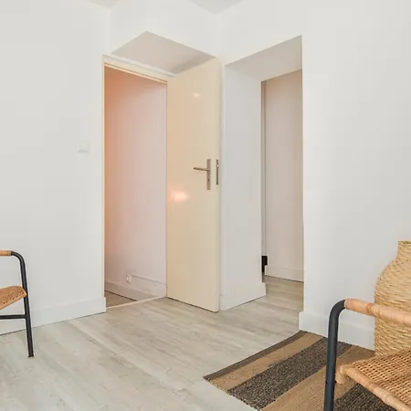 With Terrace בית נופש ליסבון