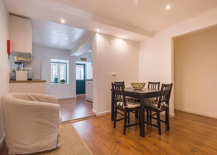 With Terrace بيت للعطل *