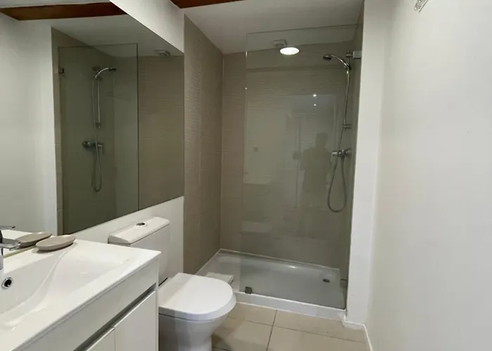 With Terrace بيت للعطل