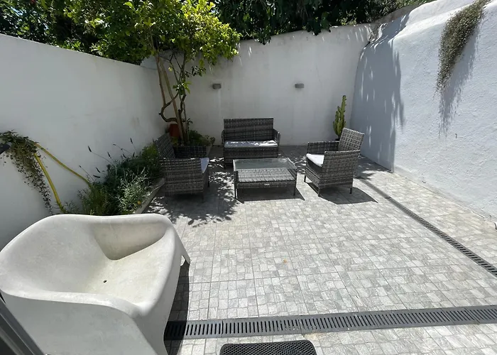 بيت للعطل With Terrace *