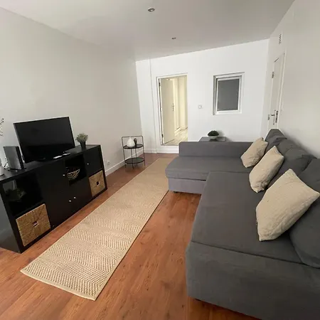 With Terrace Nyaraló Lisboa